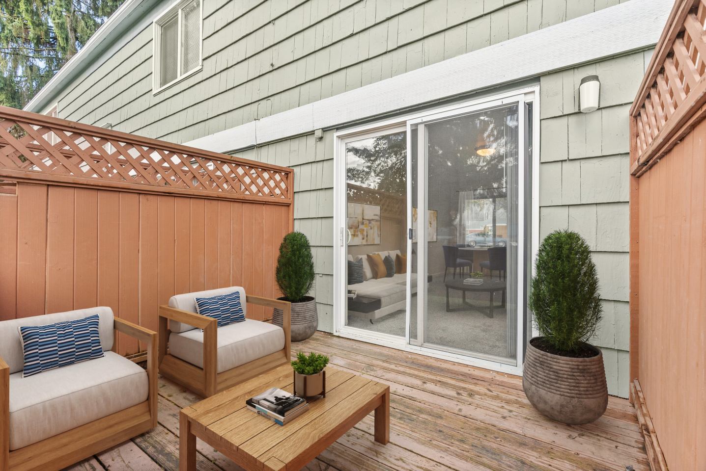 Pacific Walk Townhomes Image 16