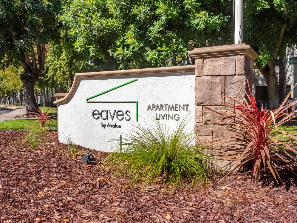 eaves Pleasanton Image 14