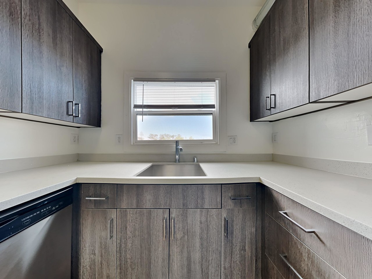 553 Sycamore Image 7