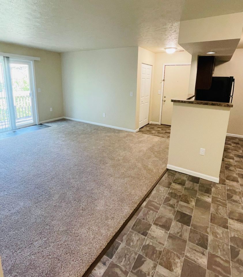 Covington Square on Vale Park Image 5