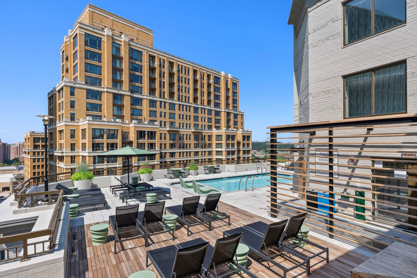Cortland Pentagon City Image 16