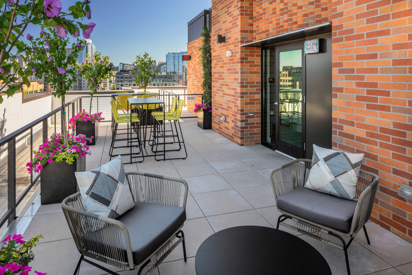 The Dianne Apartments Image 12