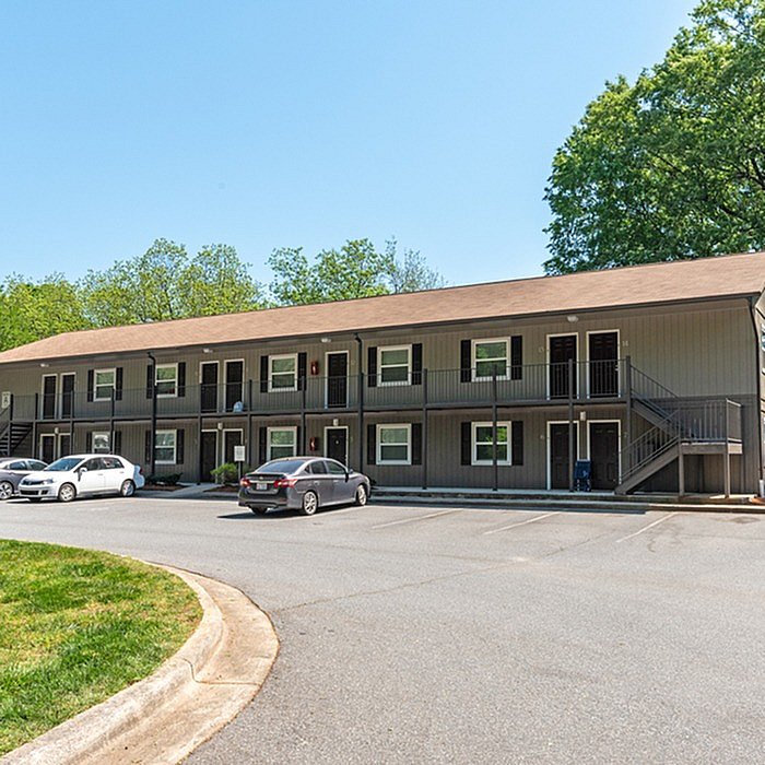 Fieldbrook Apartment Homes Image 4