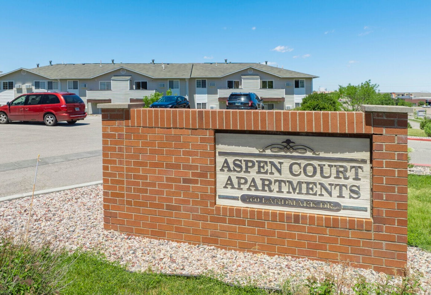 Aspen Court Apartments Image 3