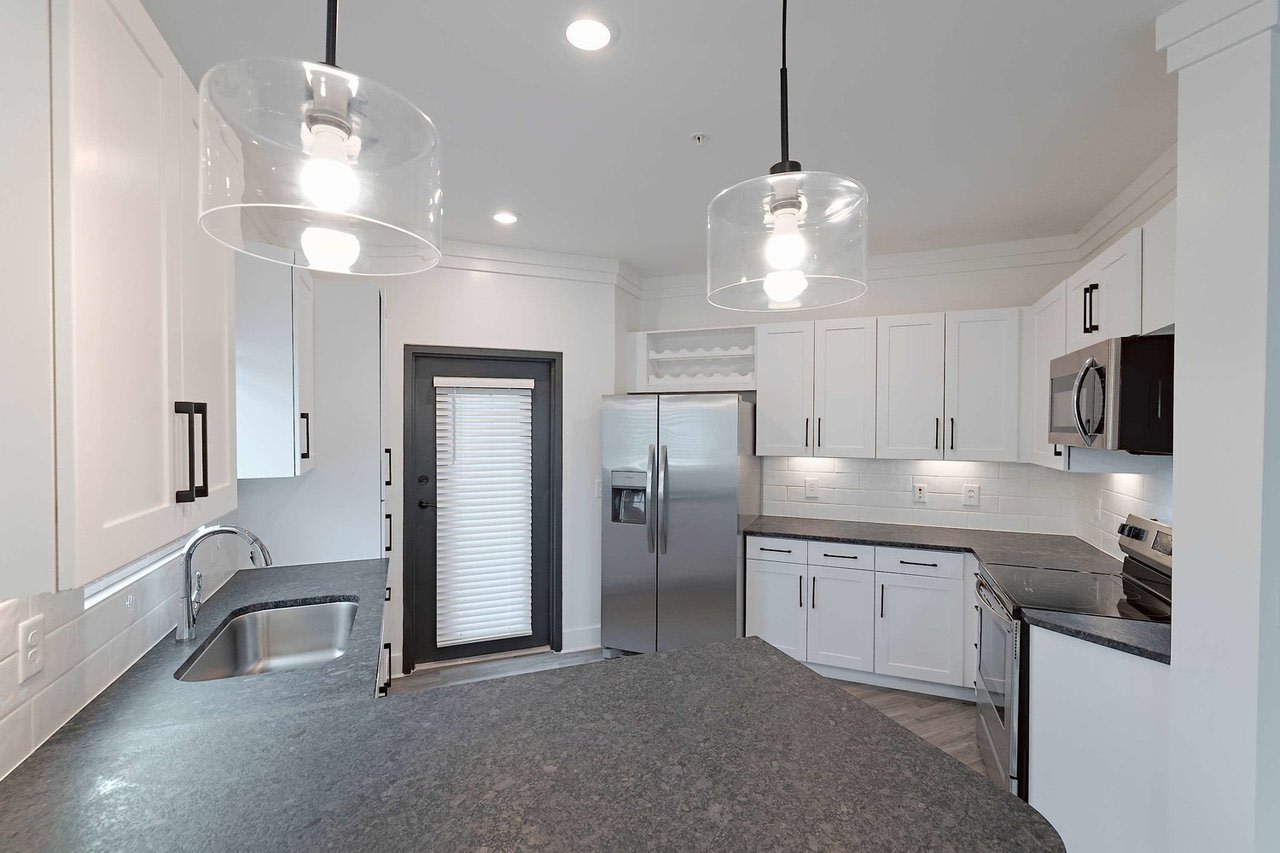 Botanic Luxury Apartments Image 25