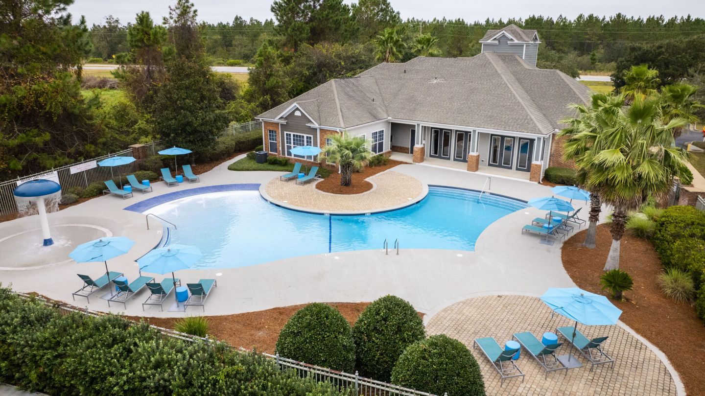 Odyssey Lake Apartments Image 37