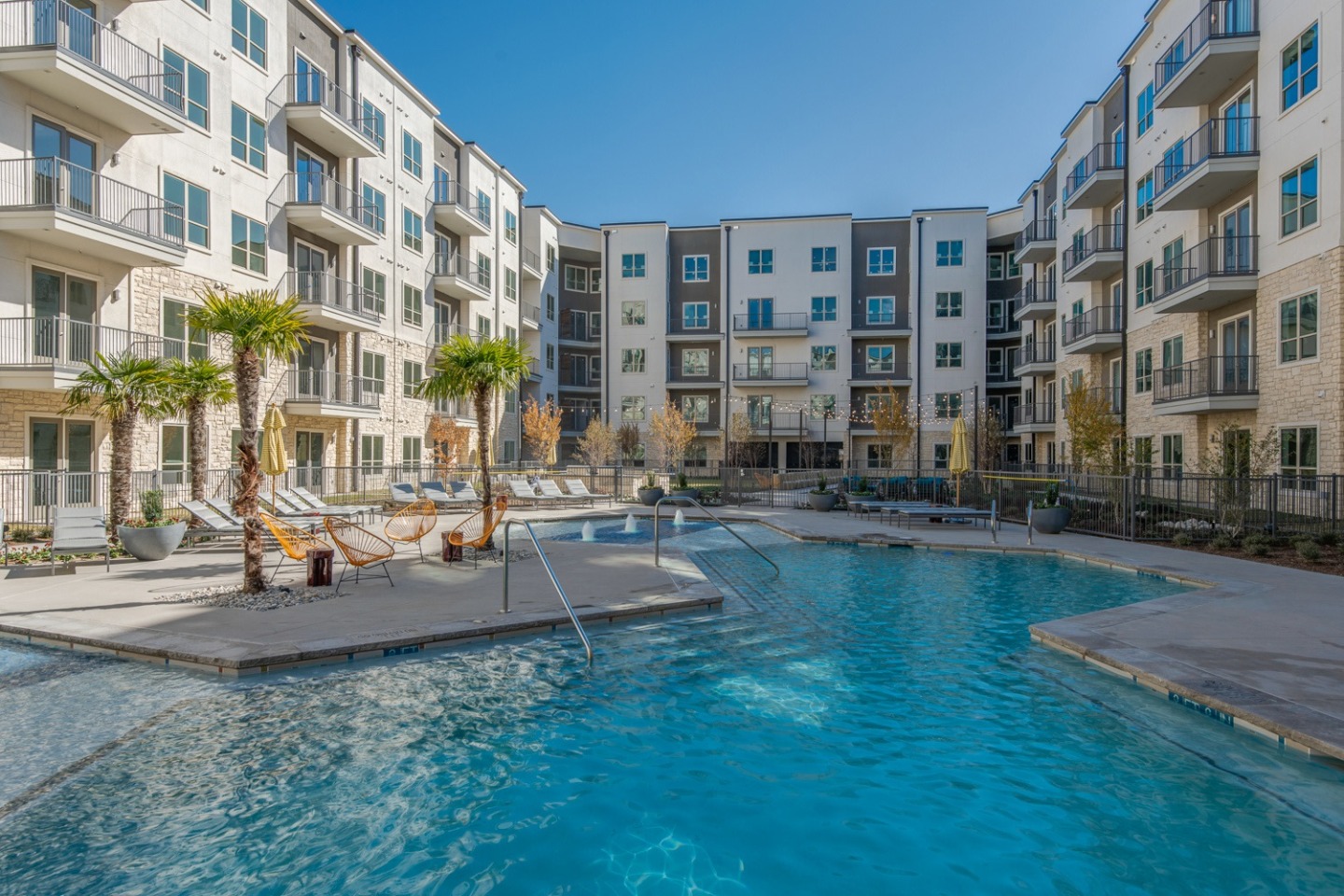 Promenade at Las Colinas Image 19