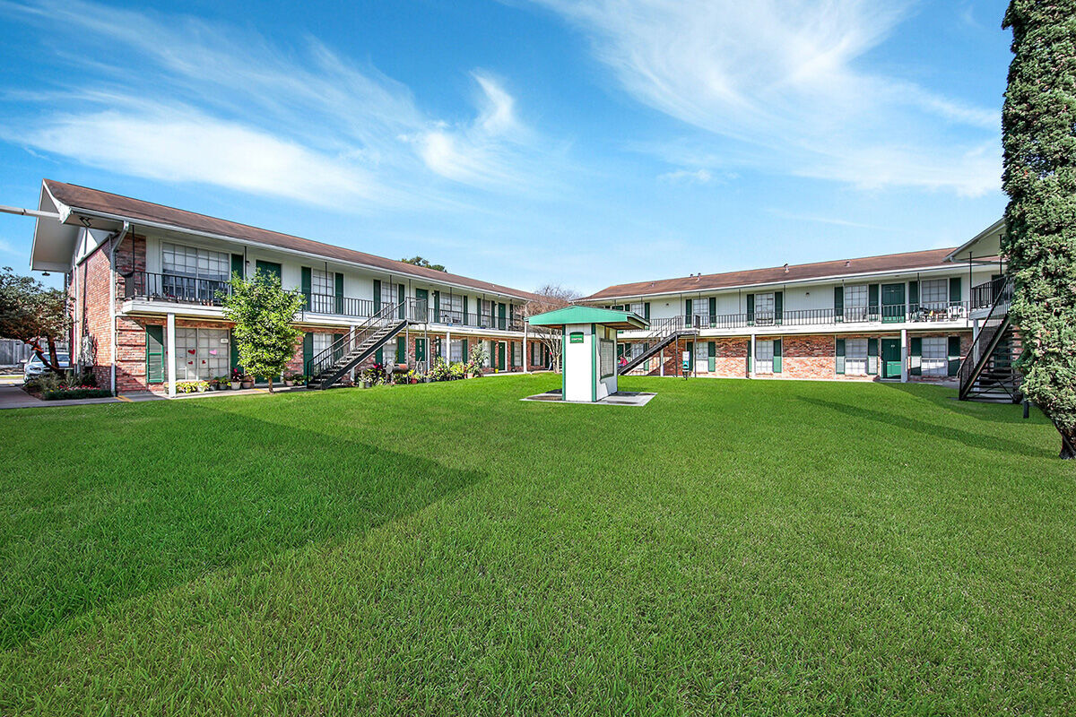 Colonial Image 2