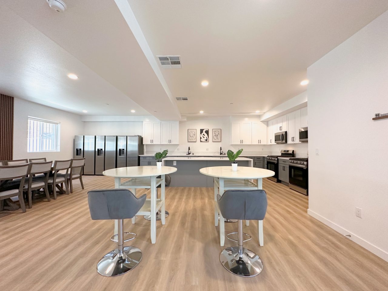 1654 W 35th Street - Co-Living Housing Image 33
