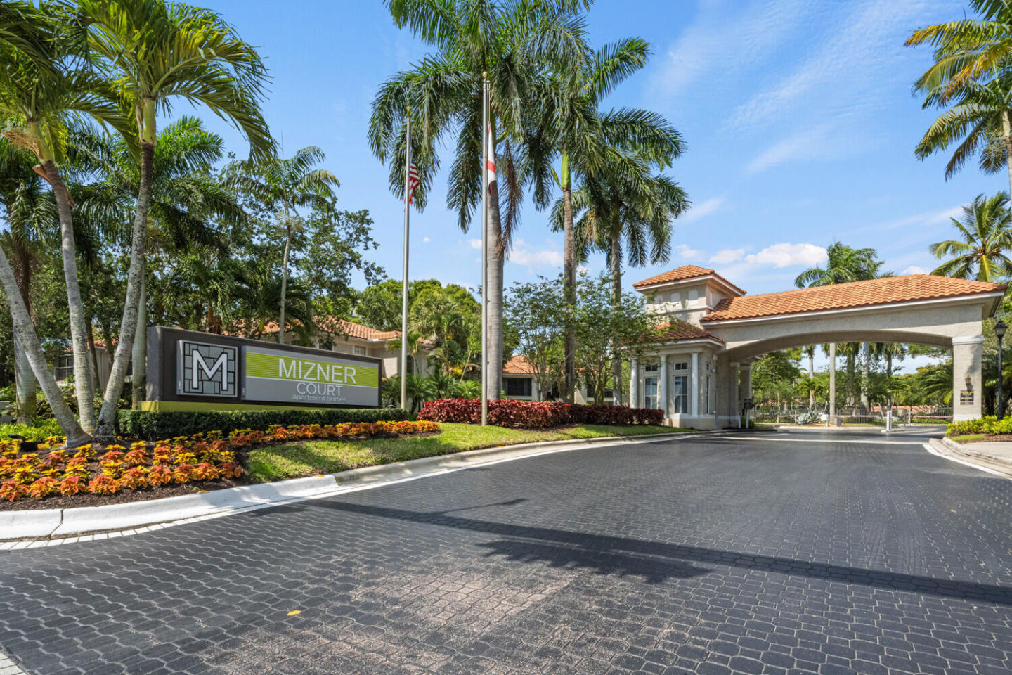 Mizner Court Image 8