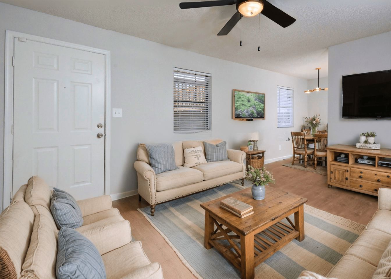 Jamestown Manor Apartments Image 2