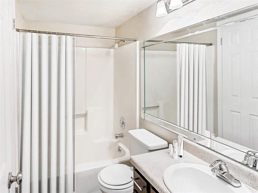 James Pointe Apartments Image 107