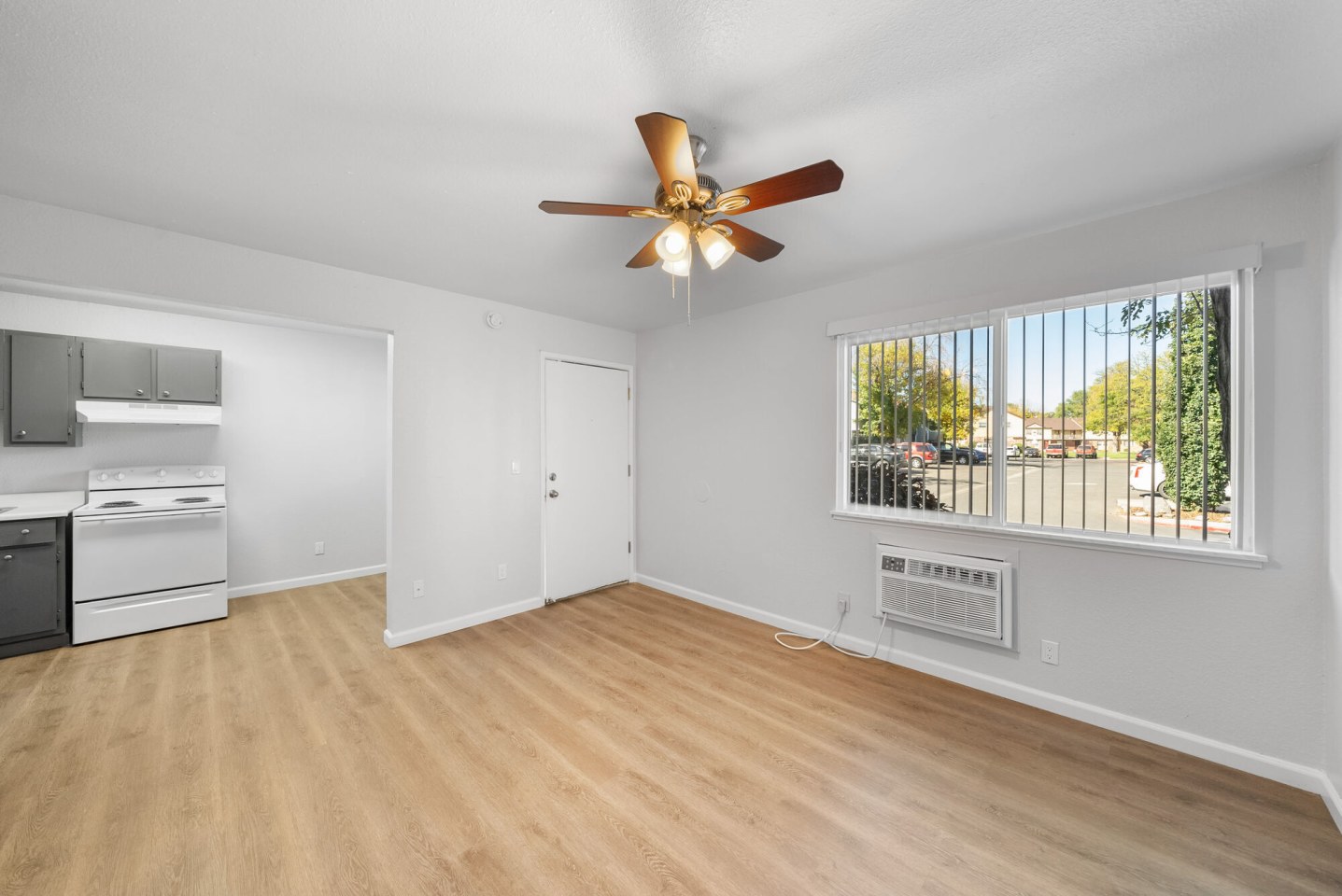 Home Suites Image 10
