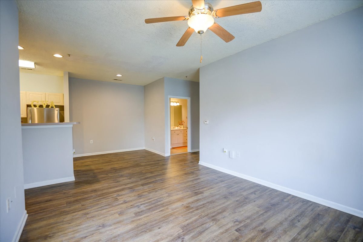 Tower Place Apartments Image 18