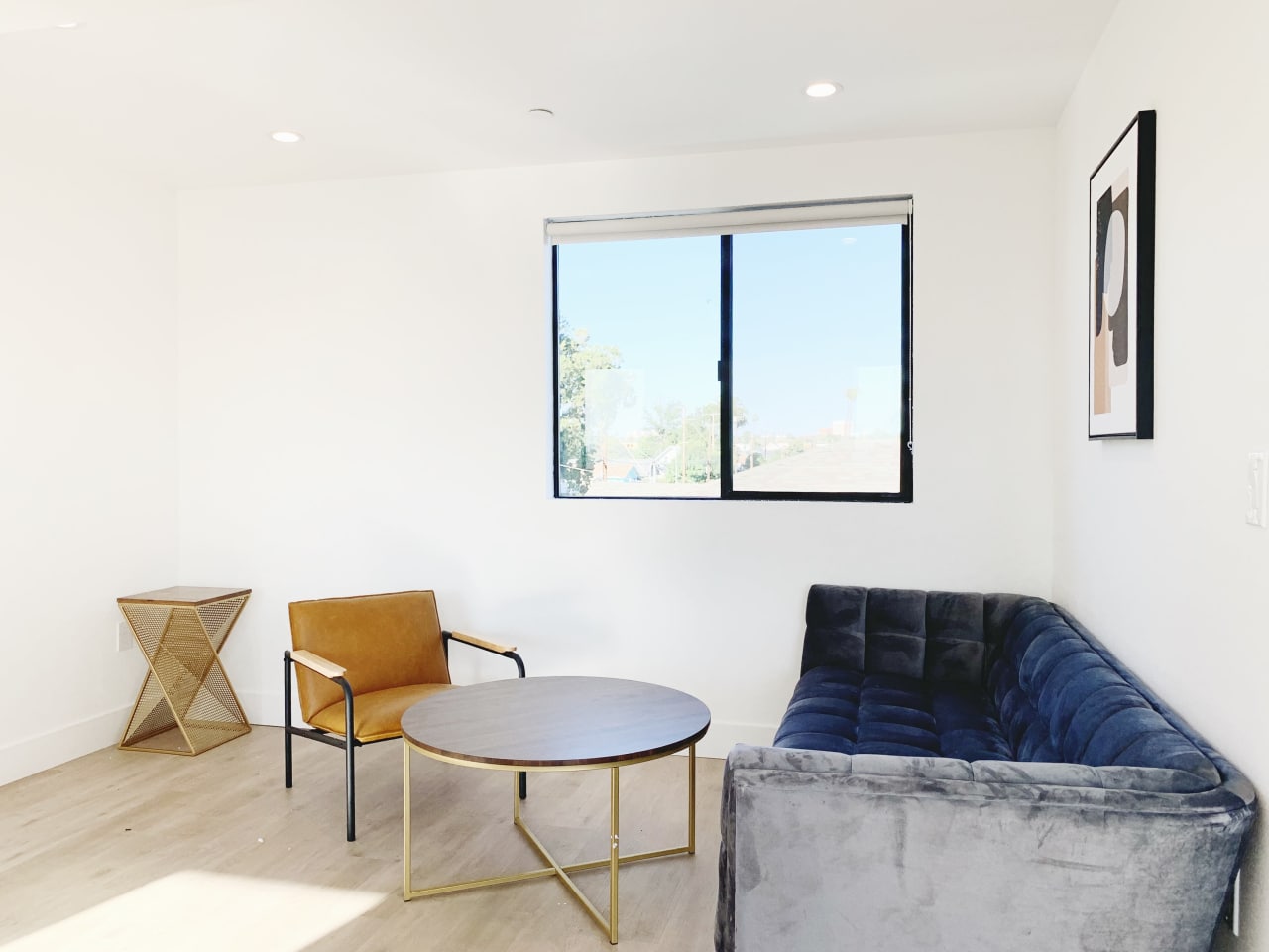 1664 W 37th Street - Co-Living Image 5