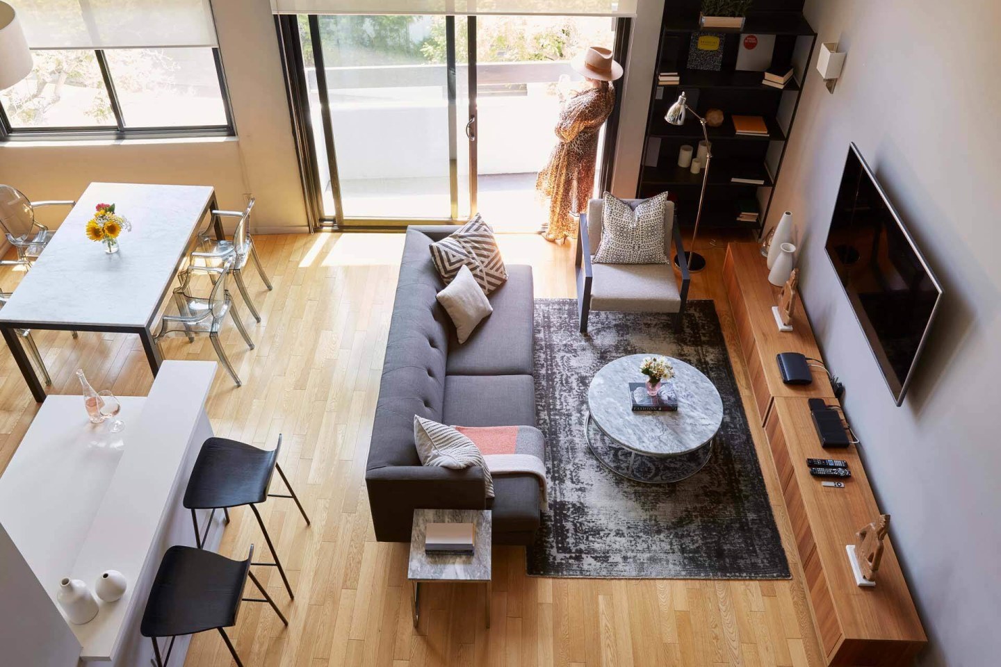 888 Hilgard Image 3
