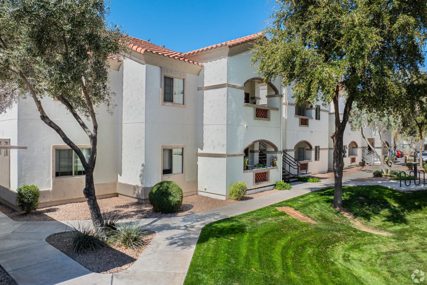 Del Mar Apartments Image 17