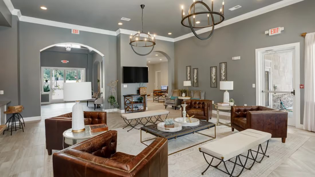 The Pointe at Five Oaks Apartments Image 8