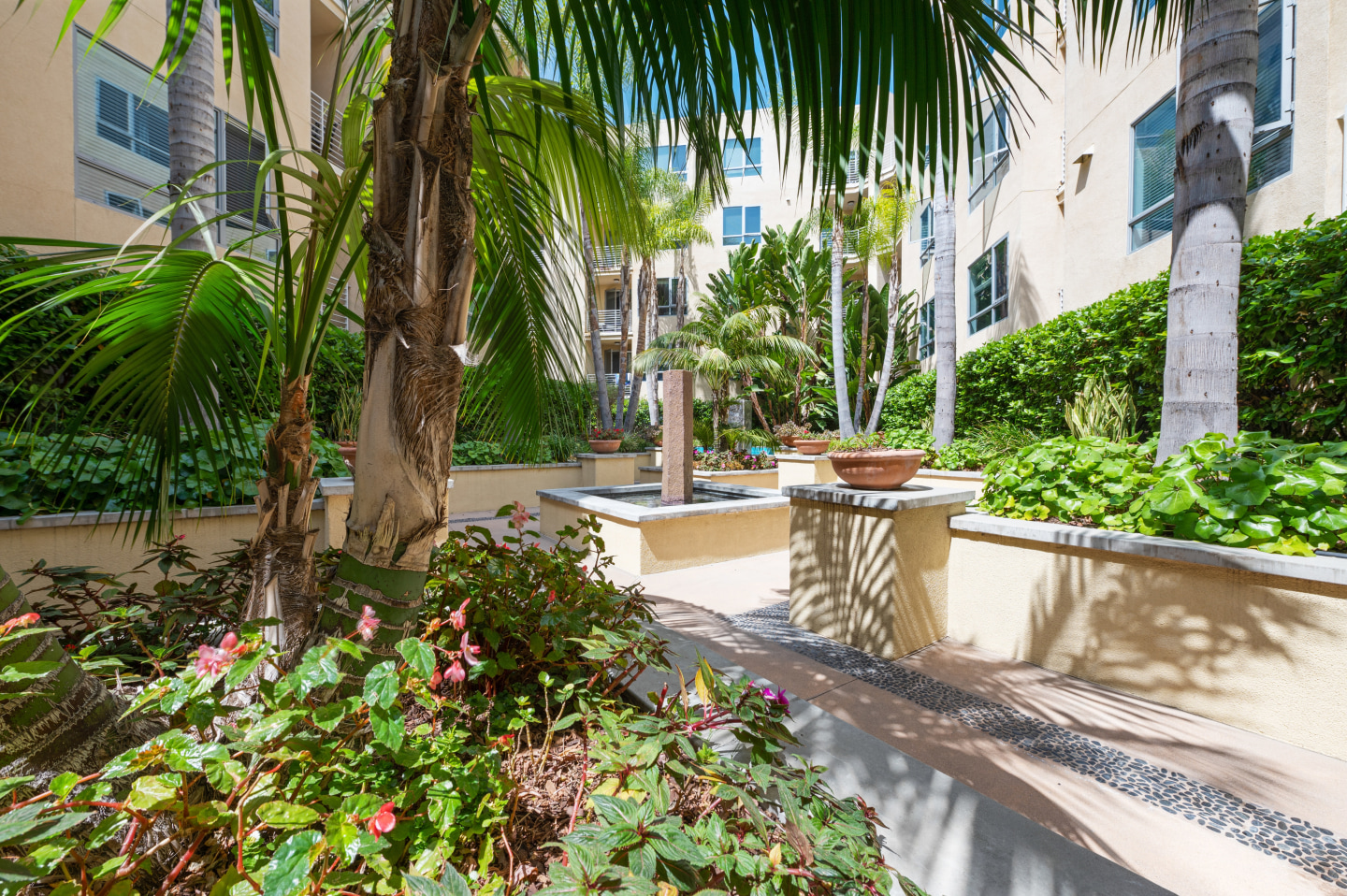 7950 West Sunset Image 24