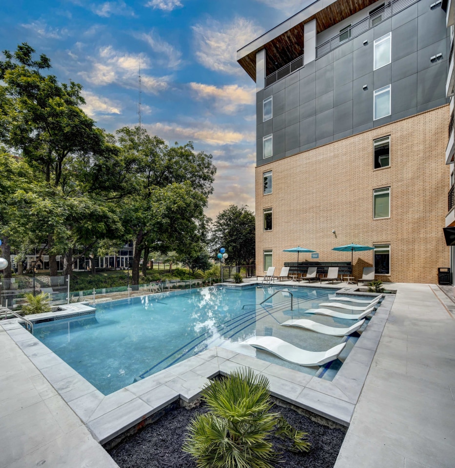 120 Ninth Street Image 4