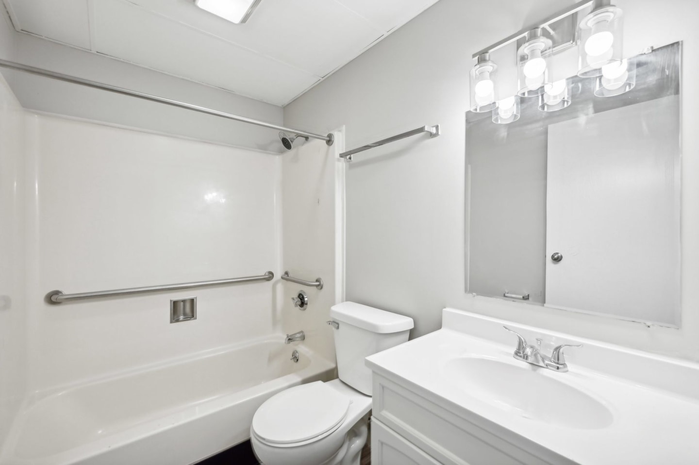Franklin Park Apartments Image 7