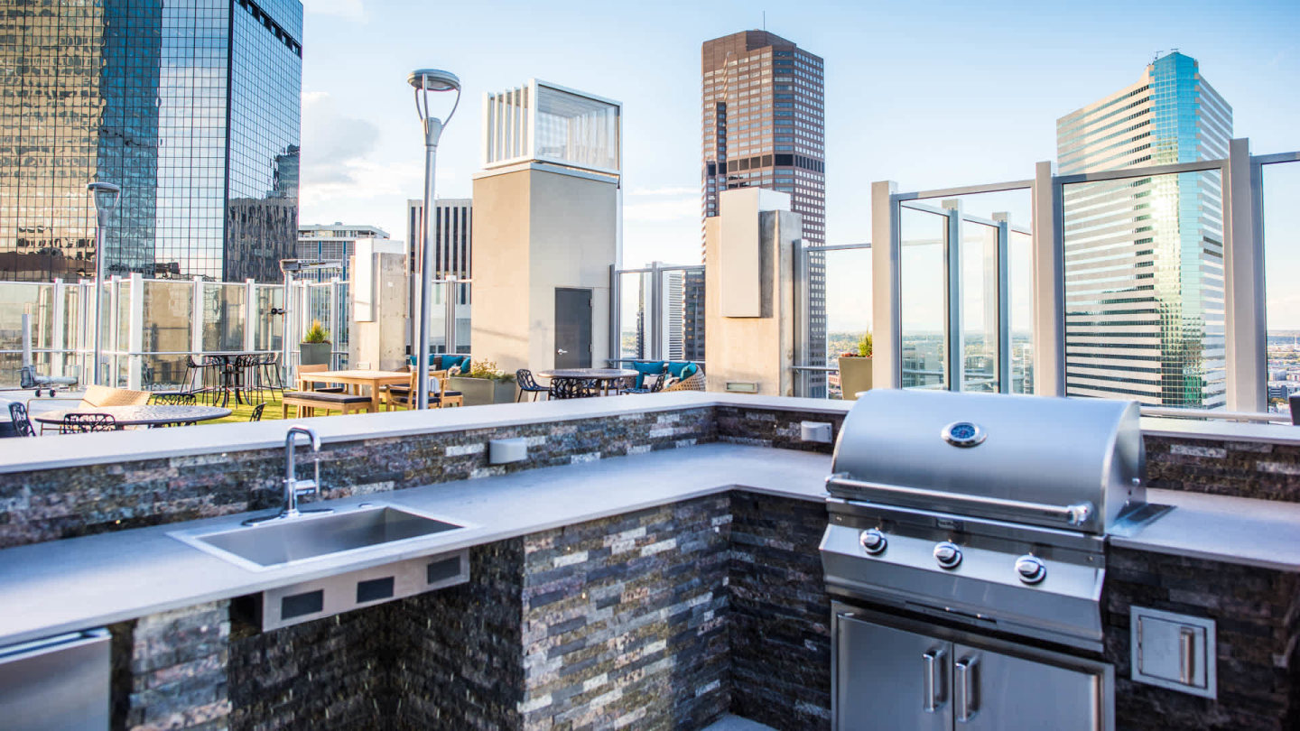 SkyHouse Denver Image 4
