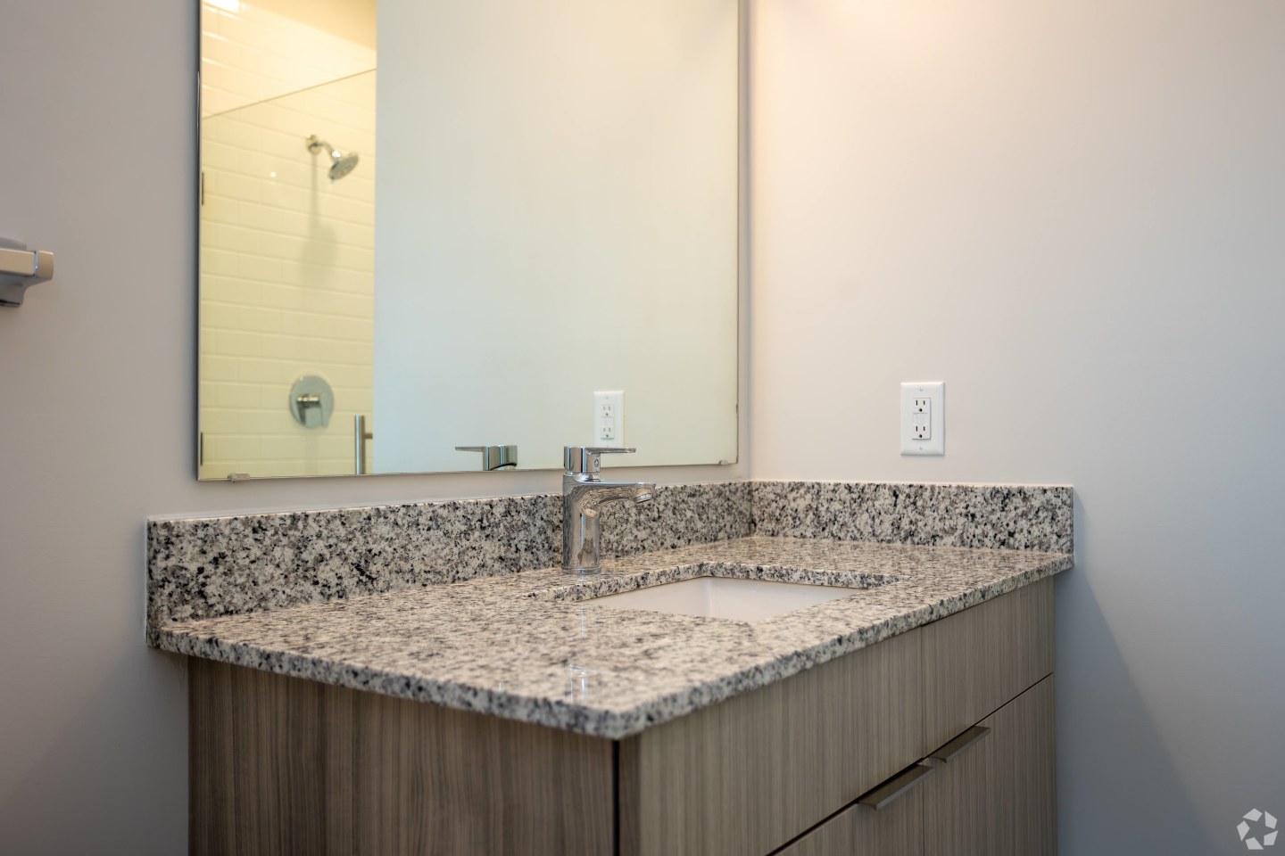Novi Flats Image 111