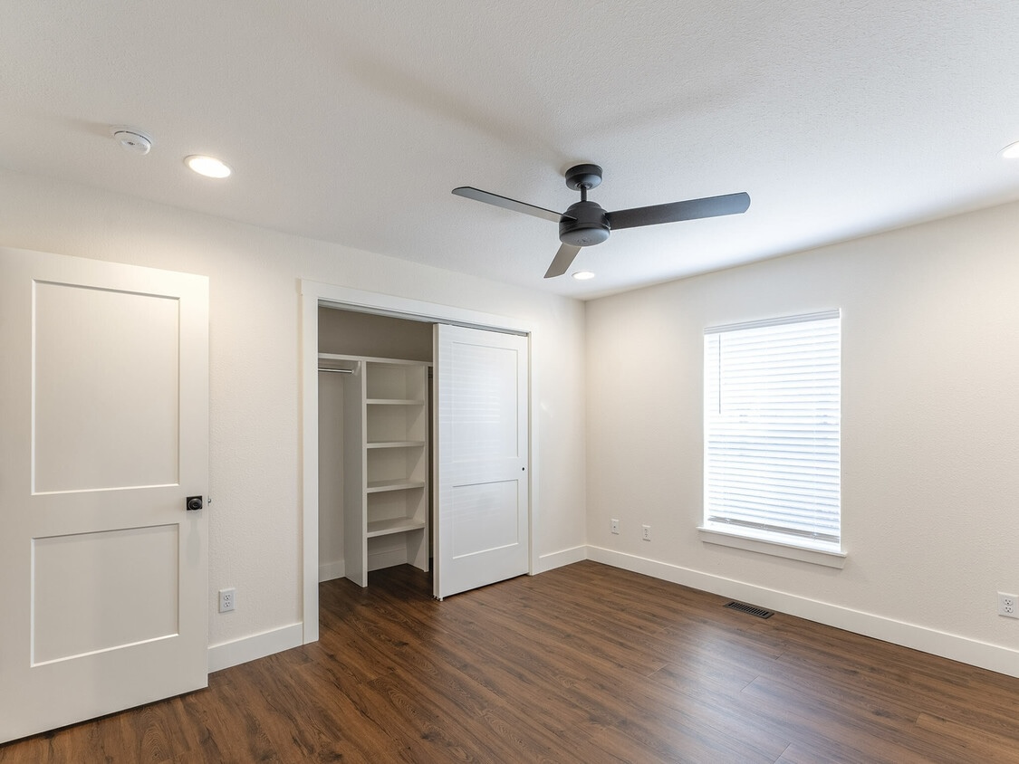 Highland Park Image 12