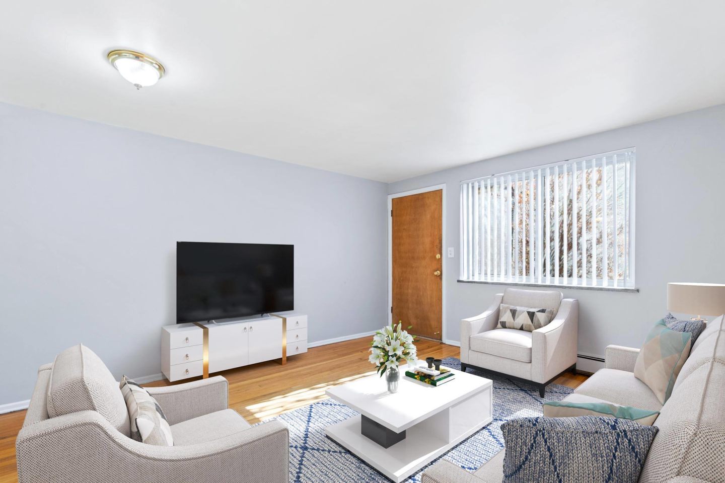 1557 S Ash Street Image 2