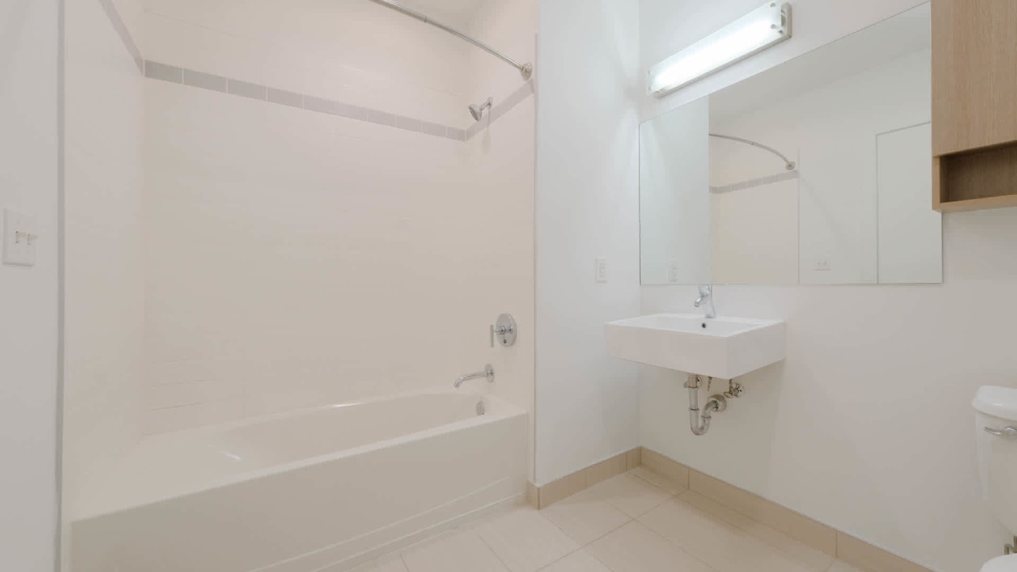 Madox Image 40