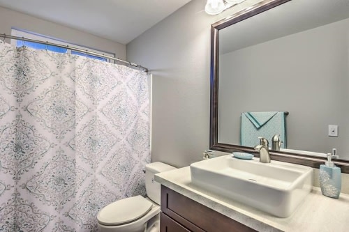 Del Amo Place Apartment Homes Image 13