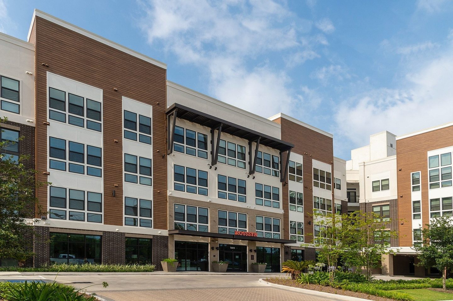 The Rosslyn at Garden Oaks Image 1