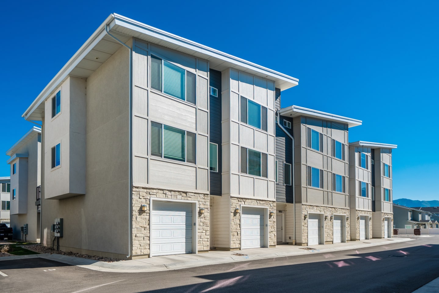 Riverwalk Townhomes Image 21
