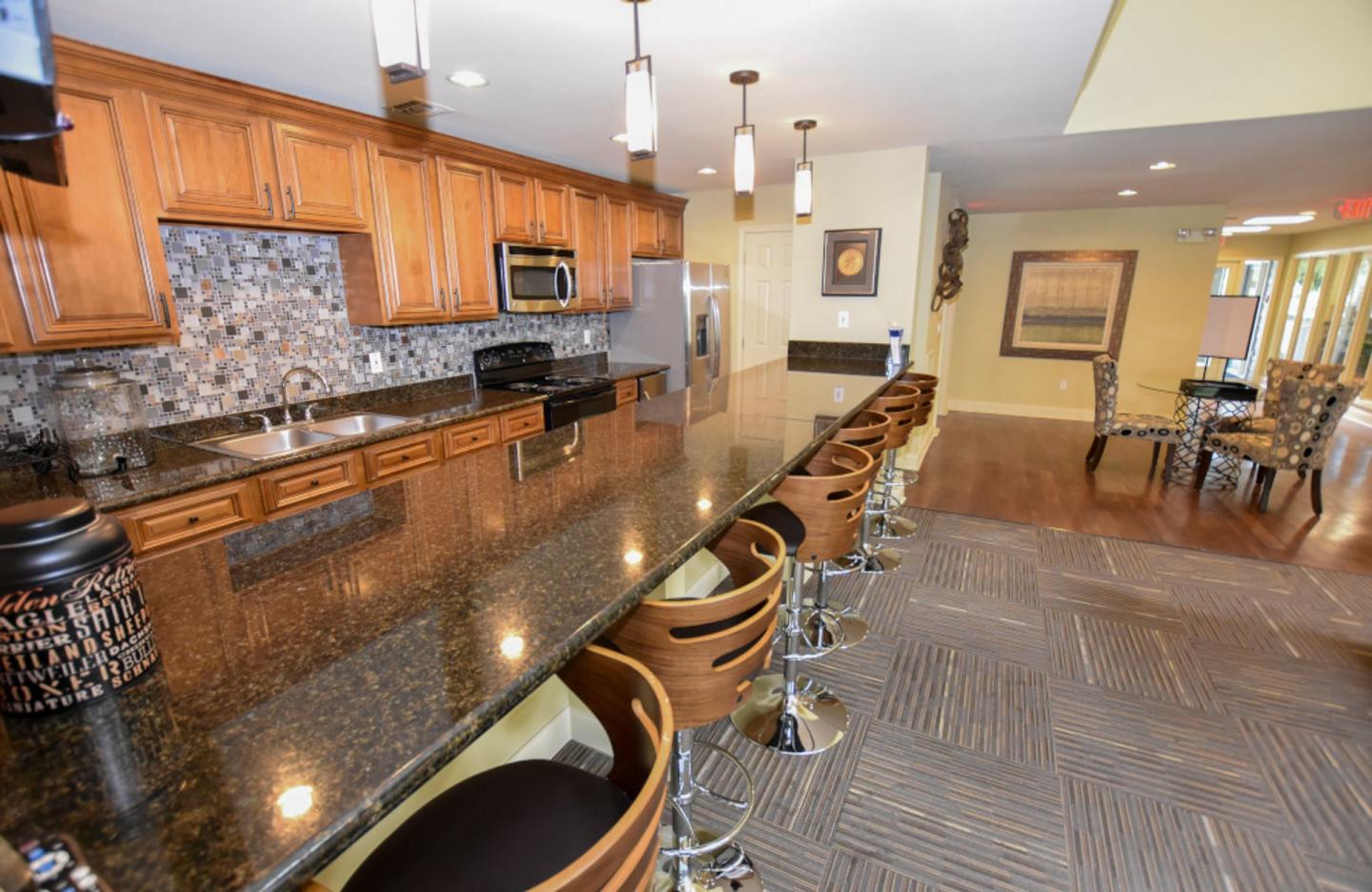 Lakes of Chateau Estates South Image 19