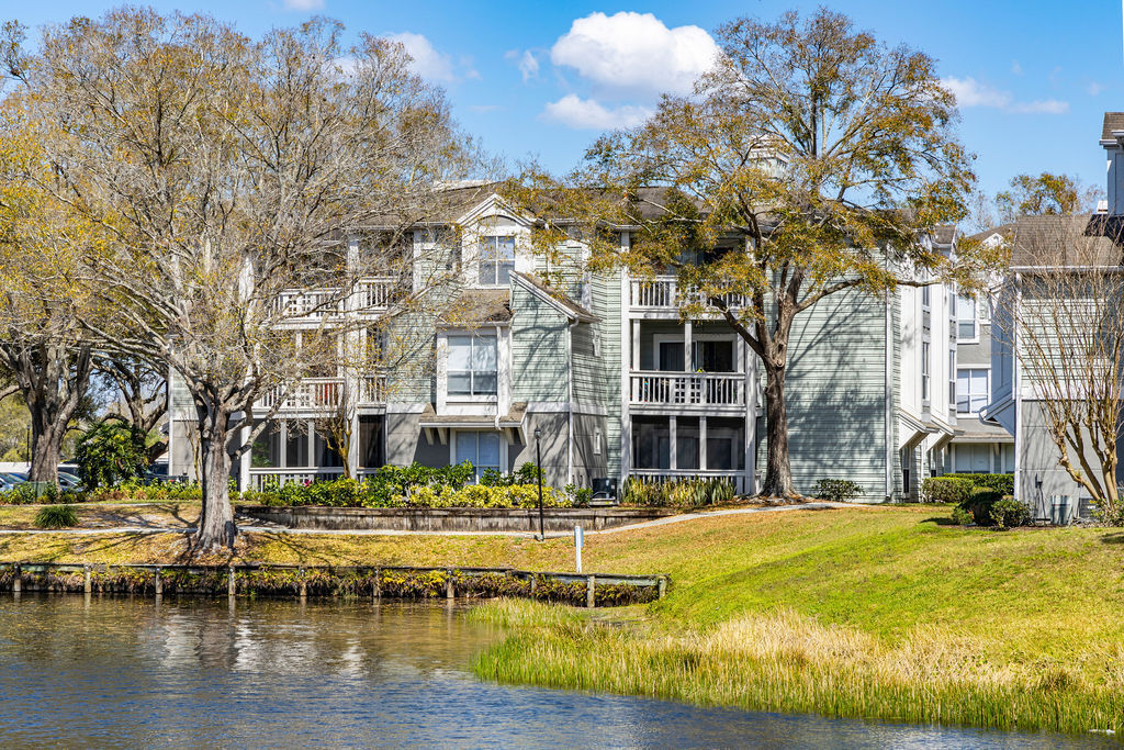 Lofton Place Image 10