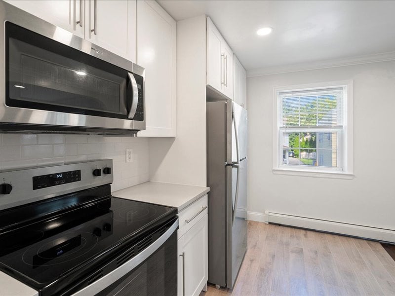 48 Roseland Avenue Image 24