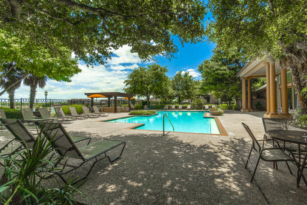Blue Lake Villas II Image 15