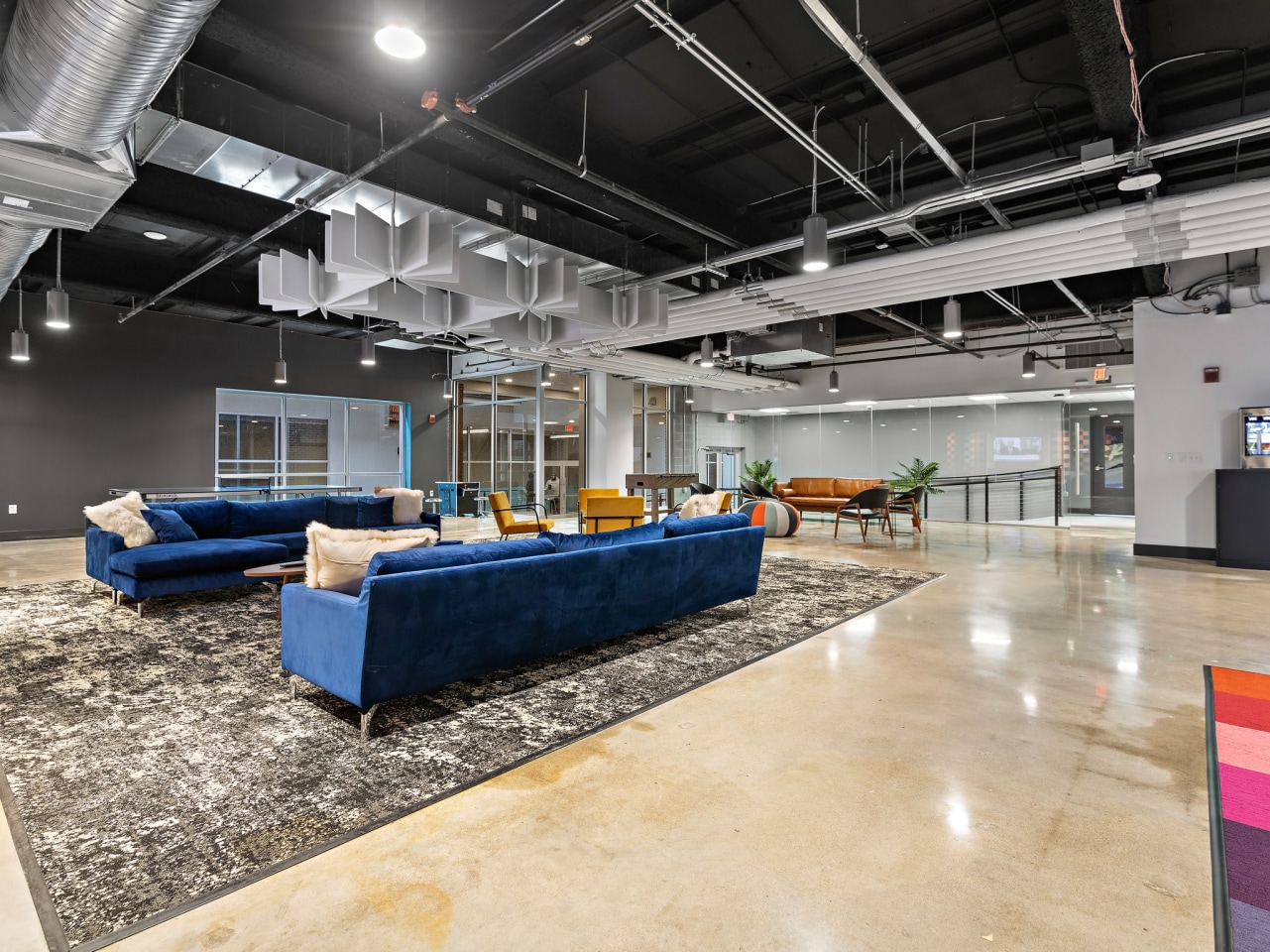 Flashcube Luxury Apartments Image 25