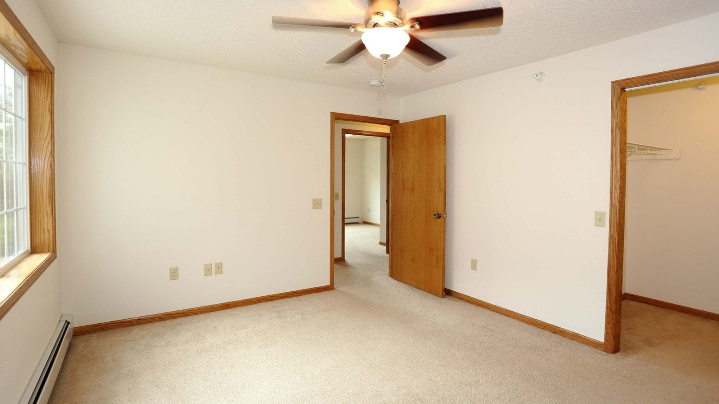 Mill Pond  Apartments Image 26