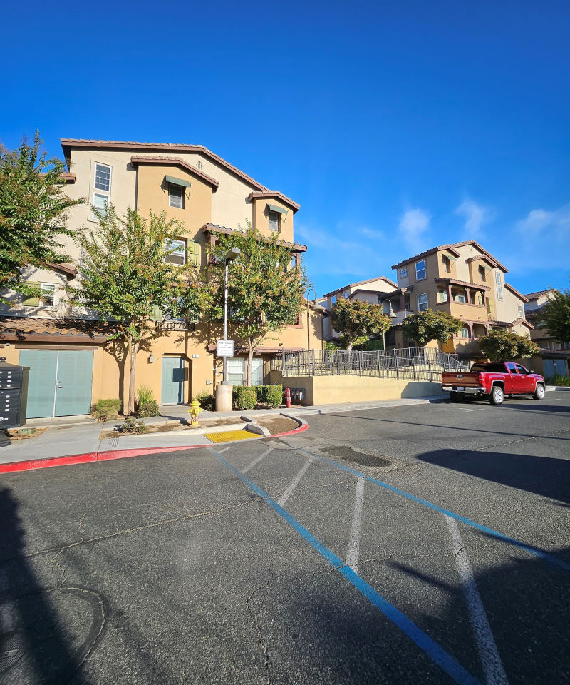 Monterey Family Apartments Image 4