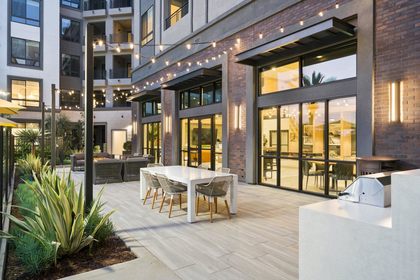 Link OC Apartments Image 2