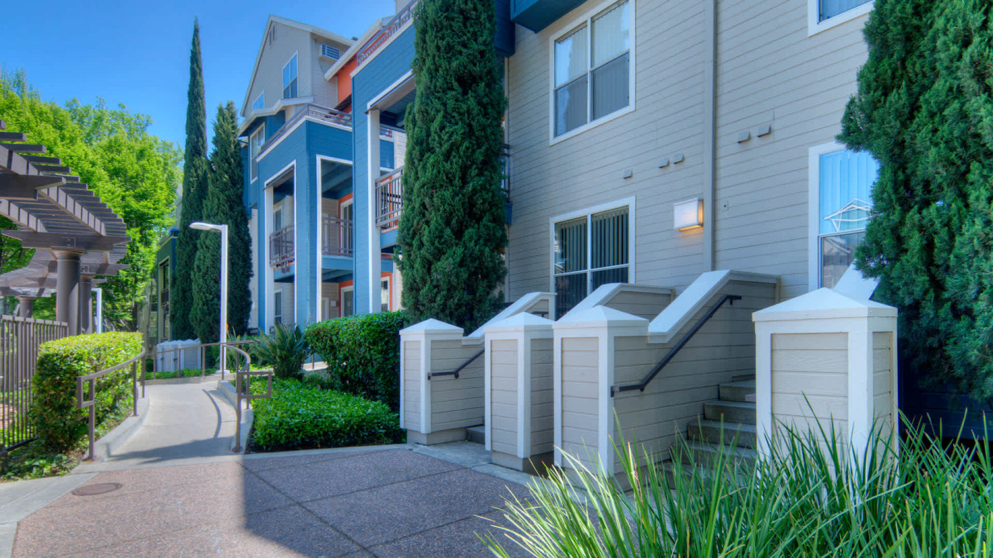 City Gate at Cupertino Image 2