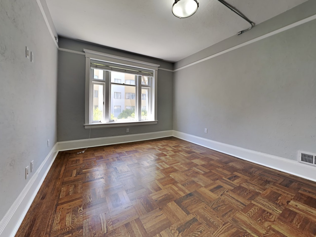 952 Sutter St. Image 14