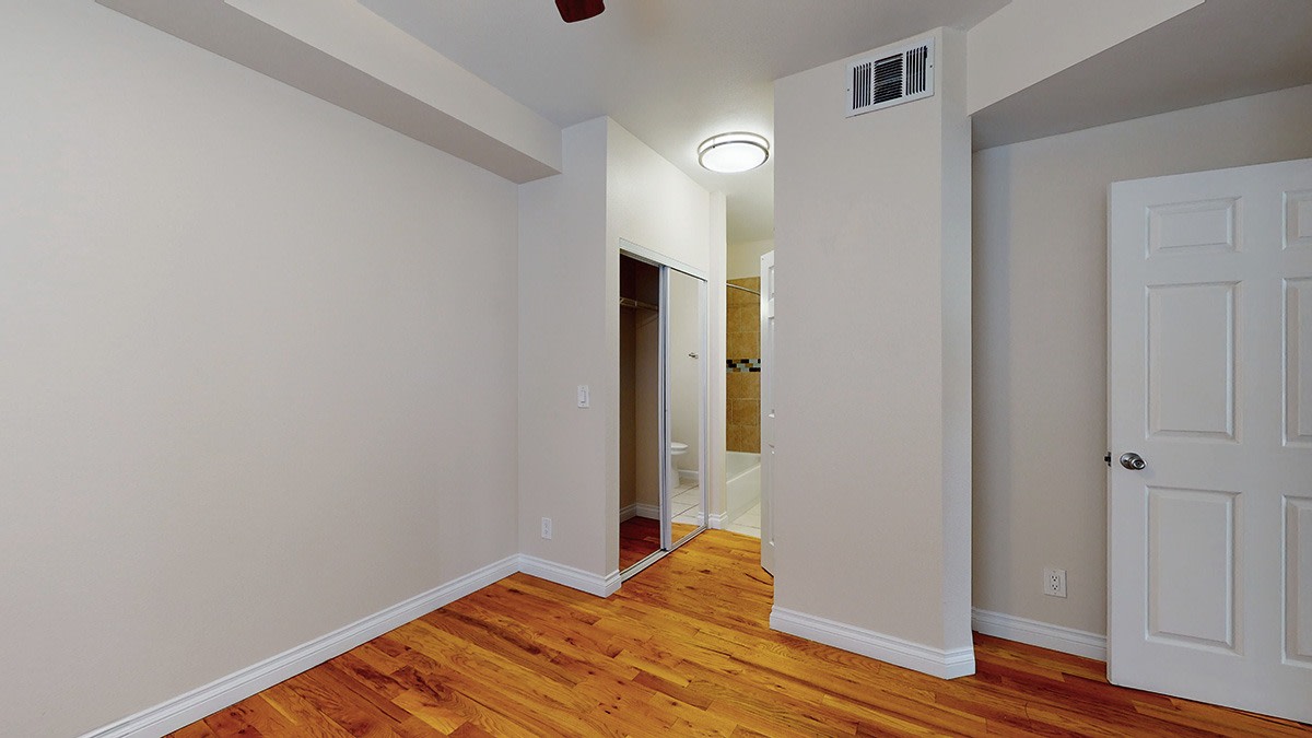 1485 Clayton Image 25