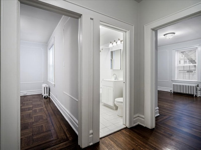 11 Park Place Apartments Image 15