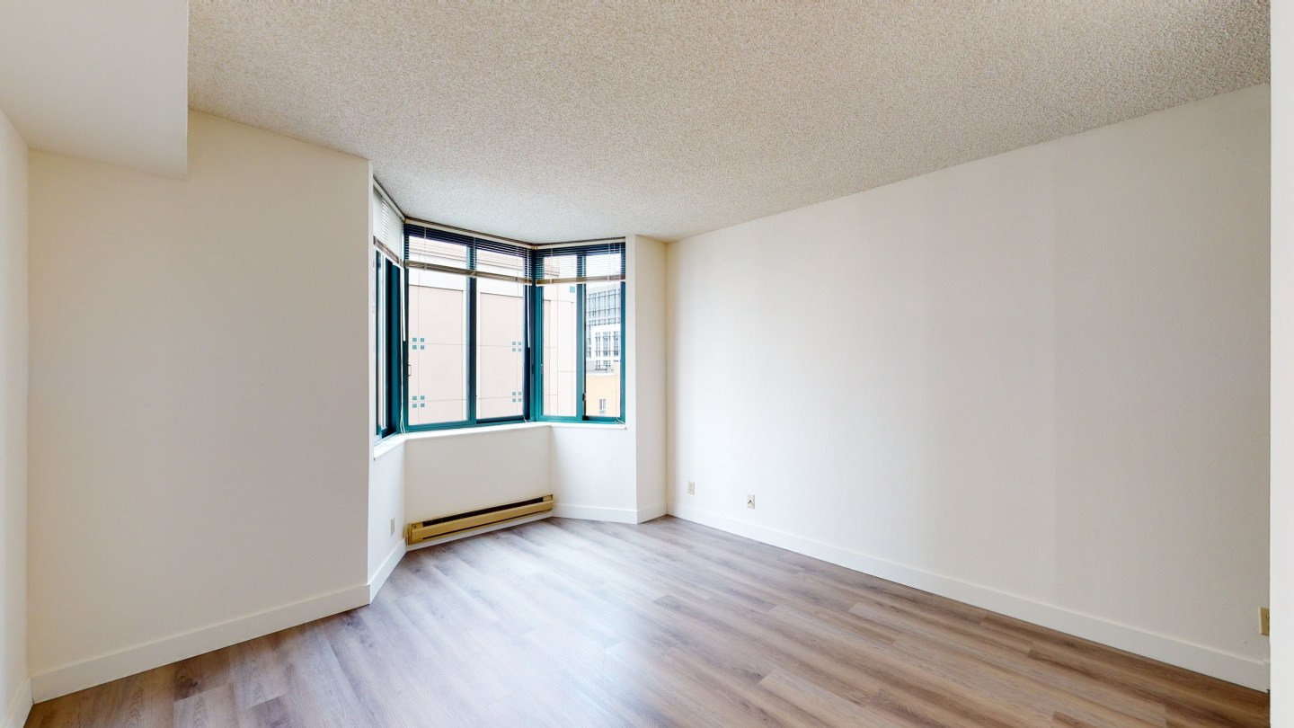 Trinity Towers Apartments Image 38