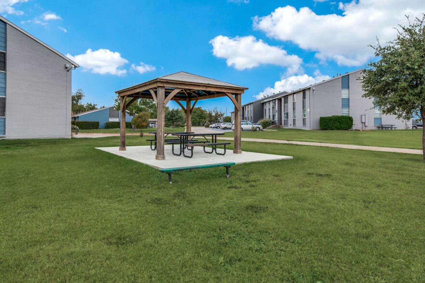 Sky Landing Apartments Image 44