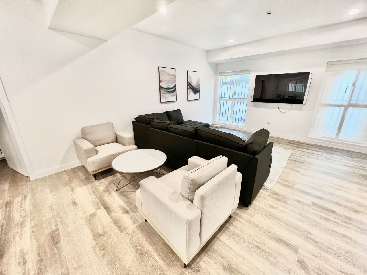 1414 W 36th Street Image 21