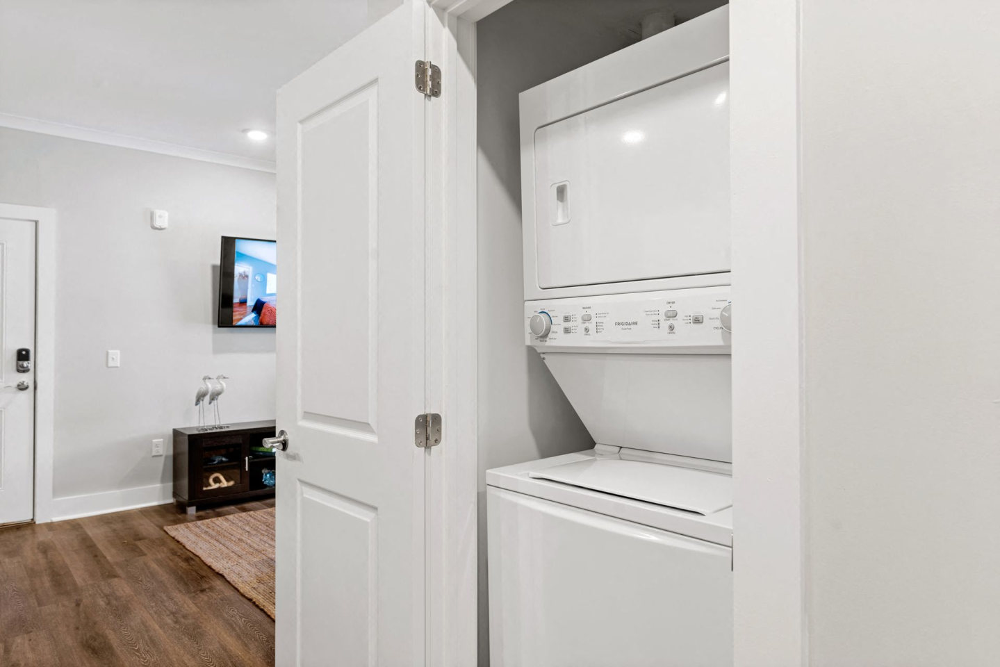 Paragon Luxury Apartments Image 7