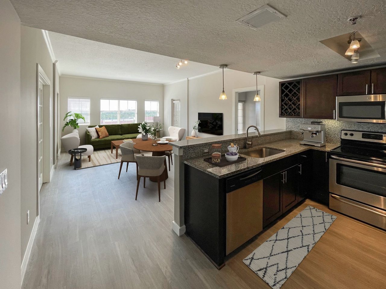 Mizner Park Apartments Image 17